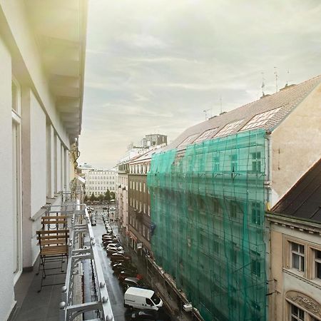 Luxury Central 150M2 Apartment On Wencelas Square With Private Garage Прага Екстер'єр фото