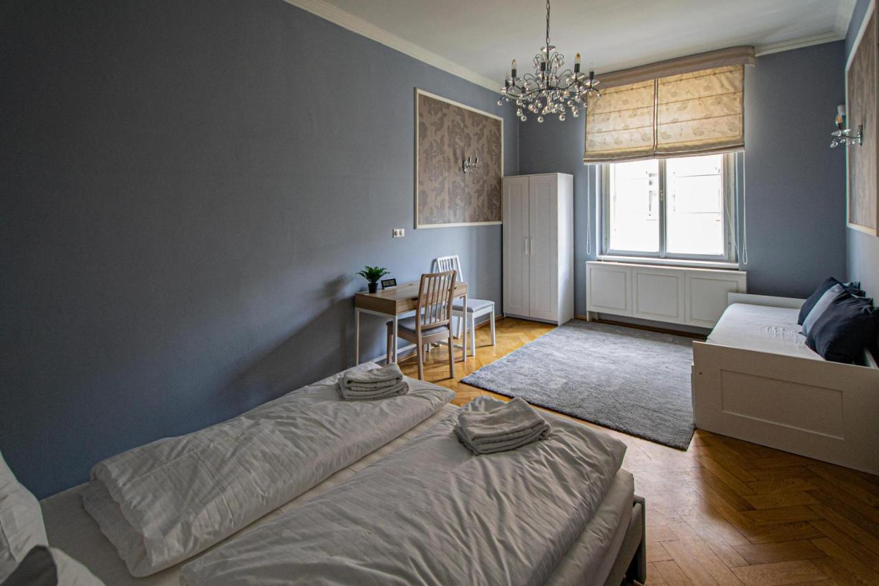 Luxury Central 150M2 Apartment On Wencelas Square With Private Garage Прага Екстер'єр фото