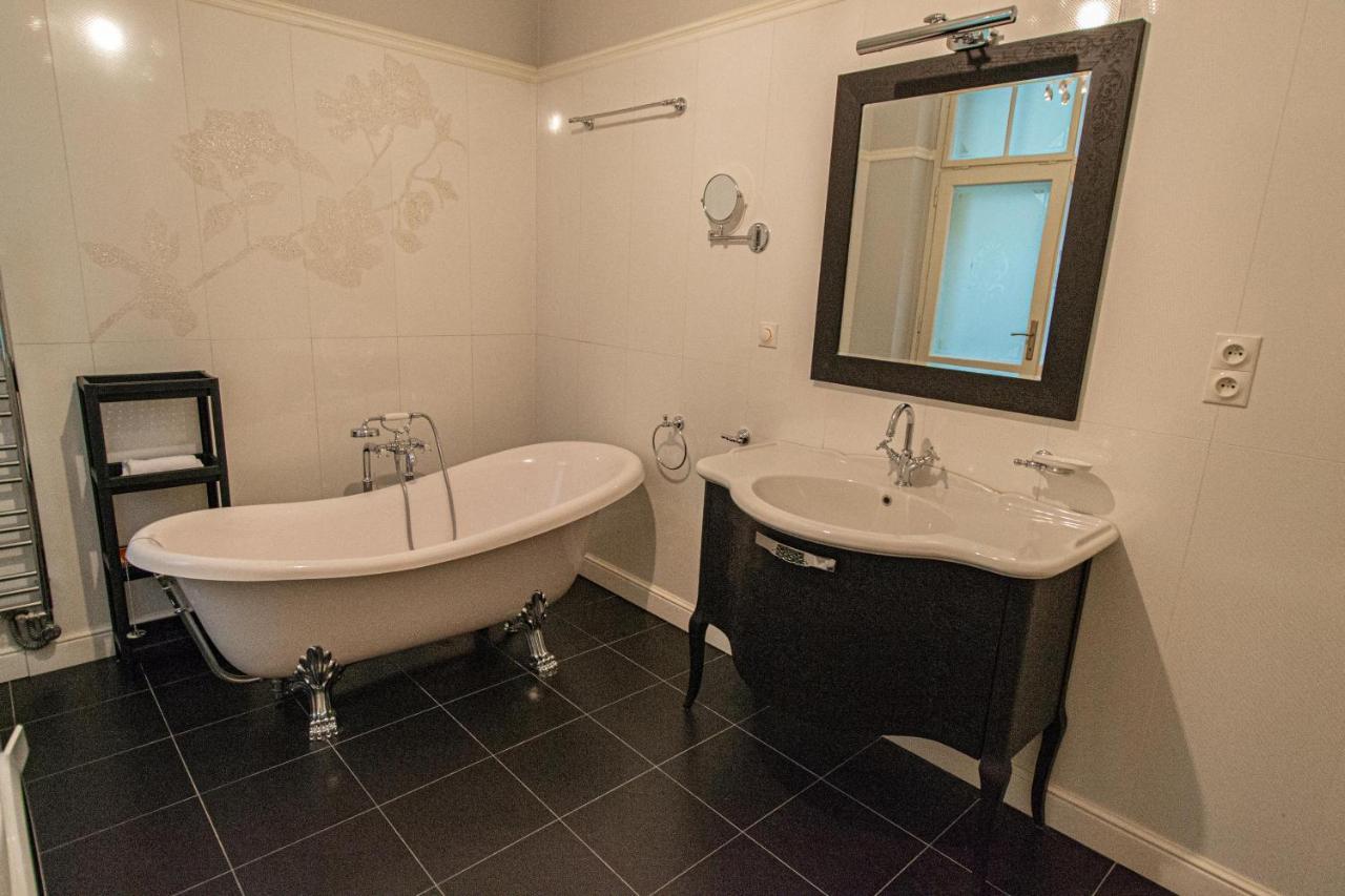 Luxury Central 150M2 Apartment On Wencelas Square With Private Garage Прага Екстер'єр фото